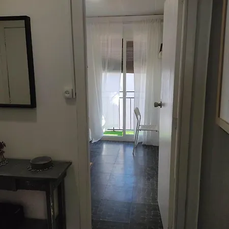 Apartment Luminoso En Centro Del Pueblo Con Wifi Y A' A'